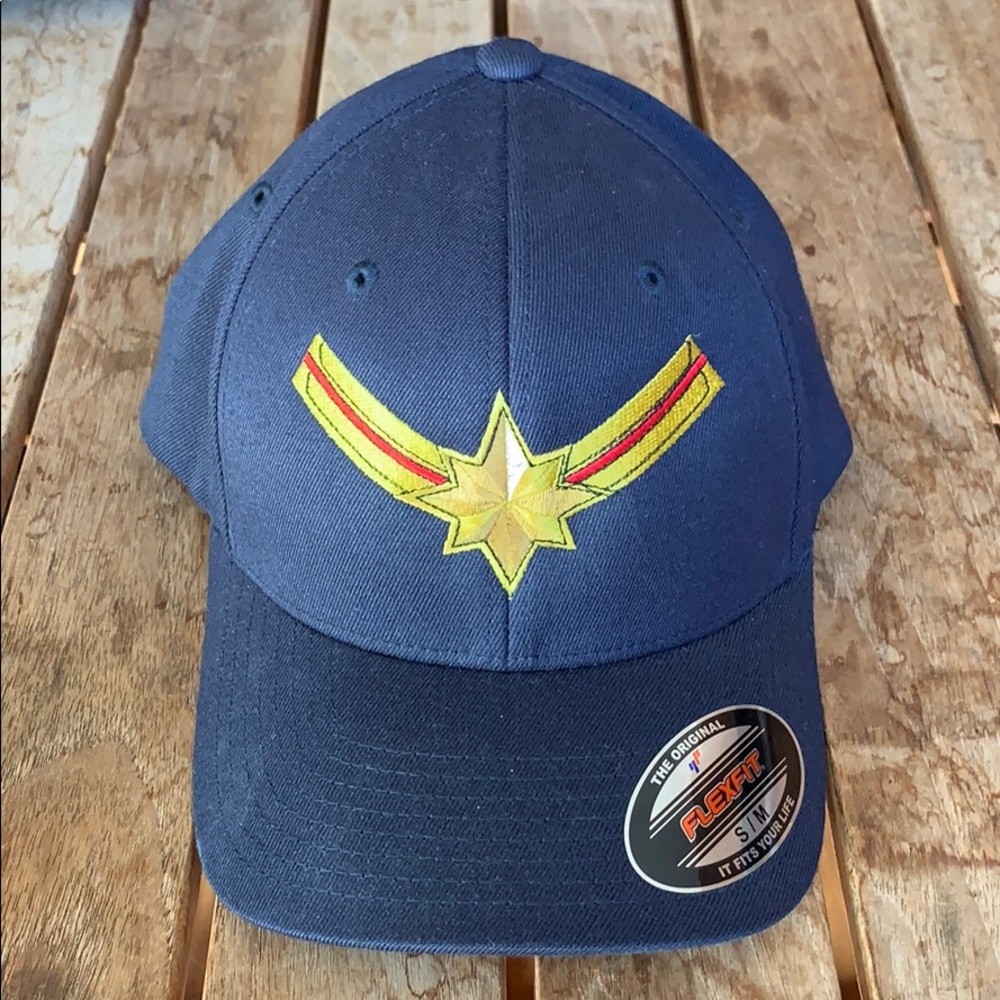 **CAPTAIN AMERICA embroidered unisex hat**